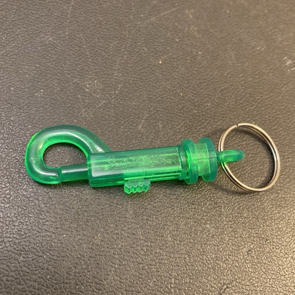 Vintage Bonne Bell Lip Smackers Clasp Keychain Green - Picture 1 of 6
